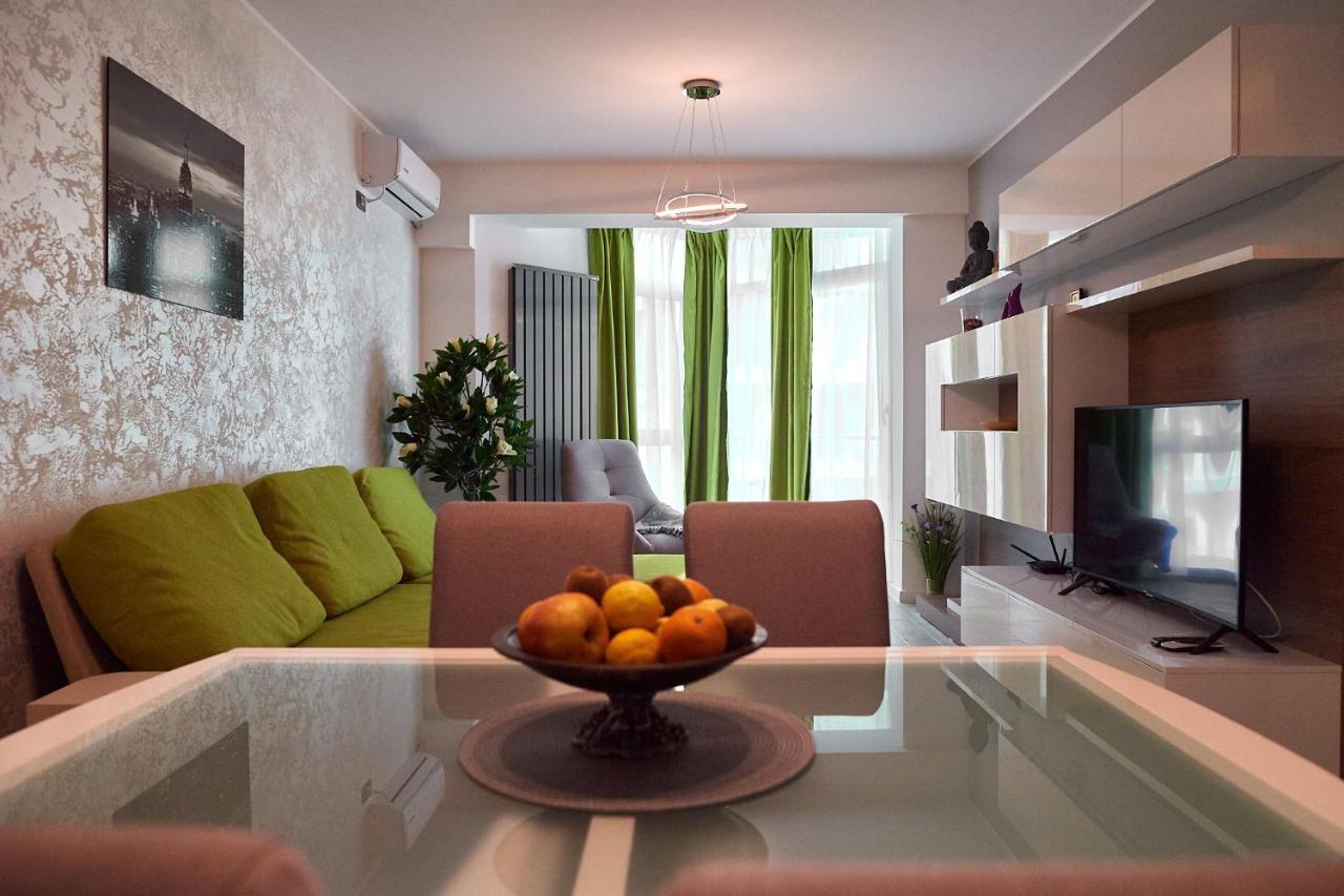 Ambient Holiday Apartment Beach Resort Navodari Ngoại thất bức ảnh