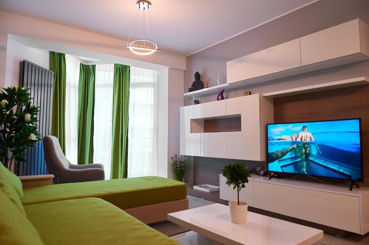 Ambient Holiday Apartment Beach Resort Navodari Ngoại thất bức ảnh